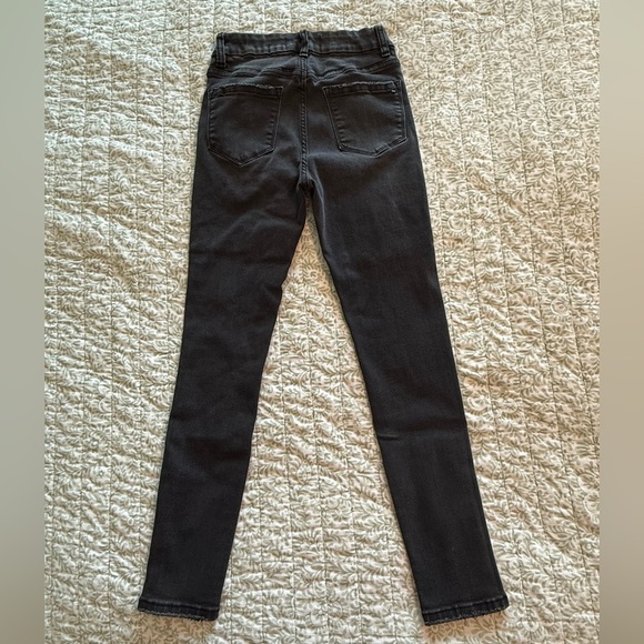 Mica Classic Black Skinny Jeans – Women’s Size 25 (Stretch) - Picture 3 of 7